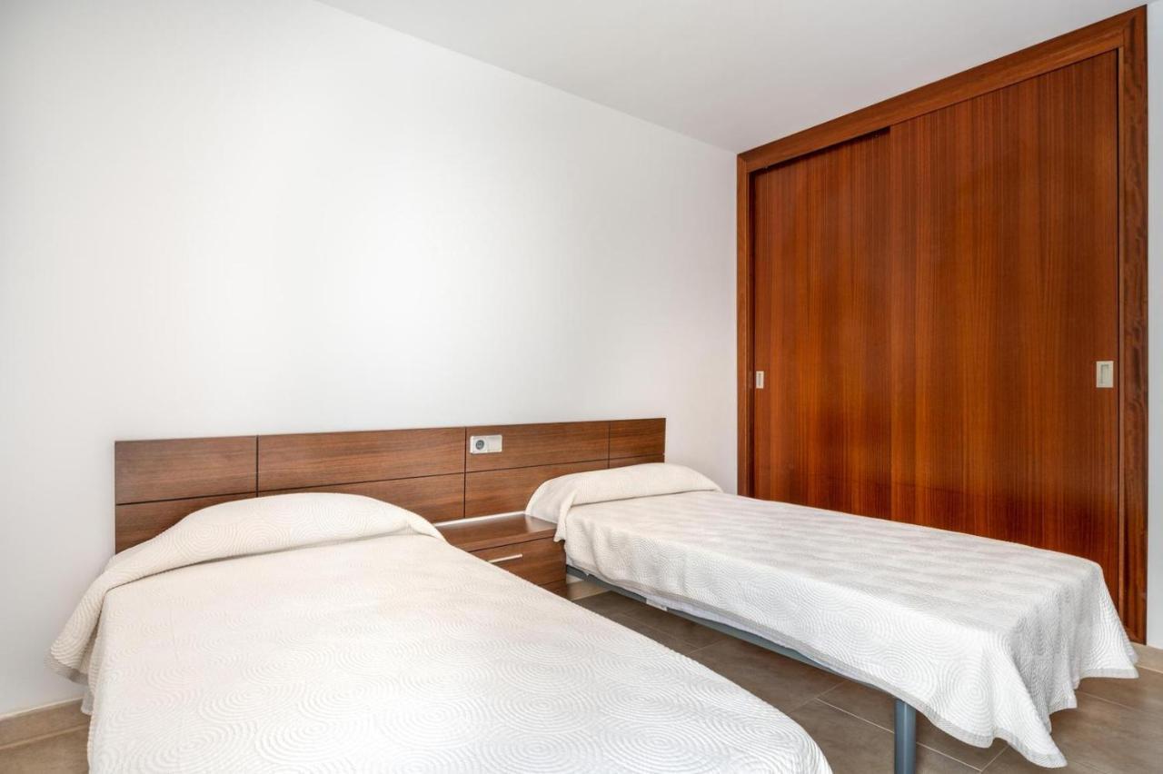 Apartaments Vaixell サンタニー エクステリア 写真