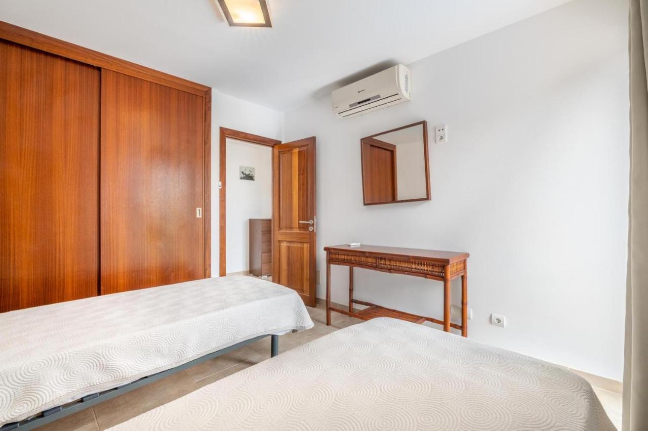 Apartaments Vaixell サンタニー エクステリア 写真